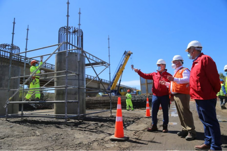 Autoridades visitan obras de la Ruta a Nahuelbuta: Se pondría en servicio en 2023